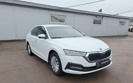 Skoda Octavia IV, 2021 год, 1 819 000 рублей, 3 фотография