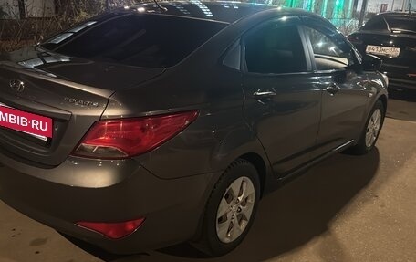 Hyundai Solaris II рестайлинг, 2014 год, 8 фотография