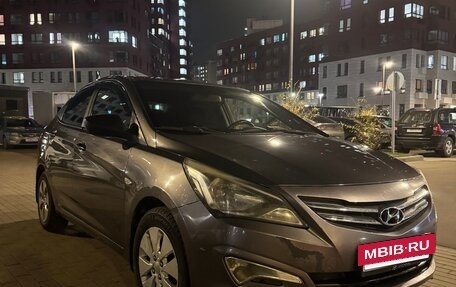 Hyundai Solaris II рестайлинг, 2014 год, 4 фотография