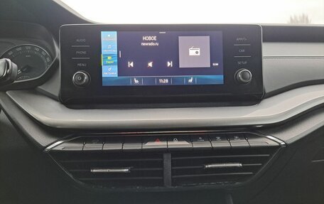 Skoda Octavia IV, 2021 год, 1 819 000 рублей, 15 фотография