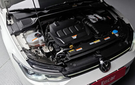 Volkswagen Golf VIII, 2022 год, 2 360 000 рублей, 4 фотография