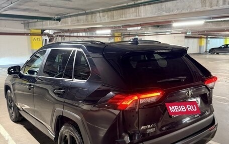 Toyota RAV4, 2021 год, 3 500 000 рублей, 7 фотография