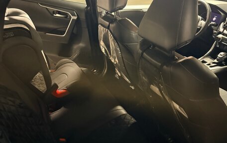 Toyota RAV4, 2021 год, 3 500 000 рублей, 22 фотография