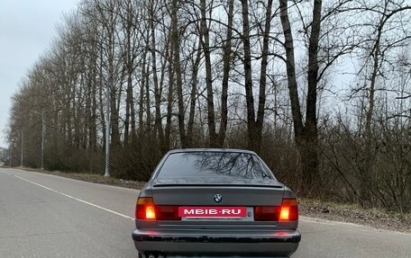 BMW 5 серия, 1994 год, 555 555 рублей, 3 фотография