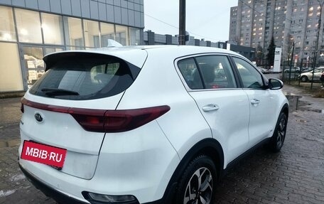 KIA Sportage IV рестайлинг, 2019 год, 2 049 000 рублей, 3 фотография