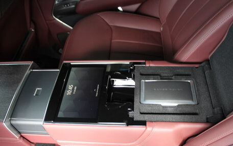 Land Rover Range Rover IV рестайлинг, 2025 год, 20 000 000 рублей, 23 фотография