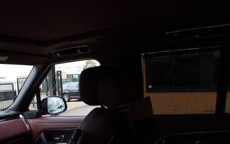 Land Rover Range Rover IV рестайлинг, 2025 год, 20 000 000 рублей, 20 фотография