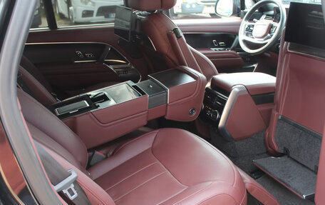 Land Rover Range Rover IV рестайлинг, 2025 год, 20 000 000 рублей, 25 фотография