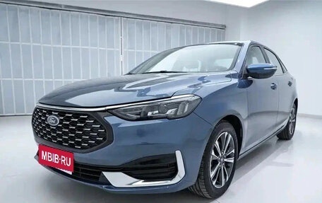 Ford Escort, 2022 год, 990 000 рублей, 1 фотография