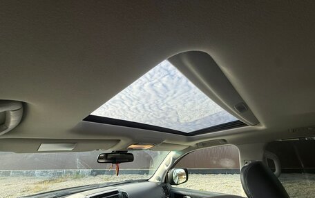 Toyota Land Cruiser 200, 2010 год, 3 600 000 рублей, 6 фотография