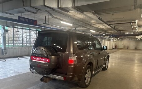 Mitsubishi Pajero IV, 2011 год, 1 800 000 рублей, 2 фотография