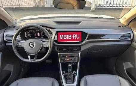 Volkswagen T-Cross I, 2021 год, 1 290 000 рублей, 6 фотография