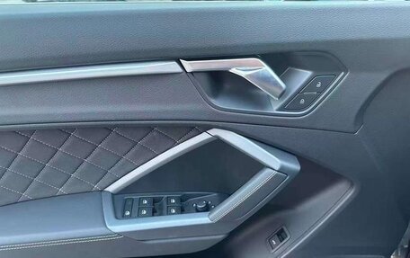 Audi Q3, 2023 год, 10 фотография