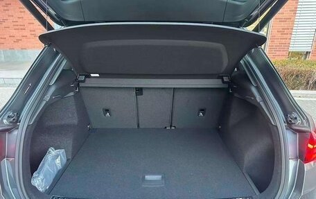 Audi Q3, 2023 год, 16 фотография