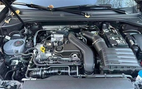 Audi Q3, 2023 год, 17 фотография