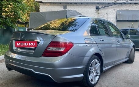 Mercedes-Benz C-Класс, 2011 год, 1 600 000 рублей, 4 фотография