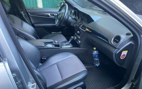 Mercedes-Benz C-Класс, 2011 год, 1 600 000 рублей, 10 фотография