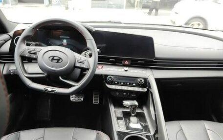 Hyundai Elantra, 2023 год, 1 690 002 рублей, 3 фотография