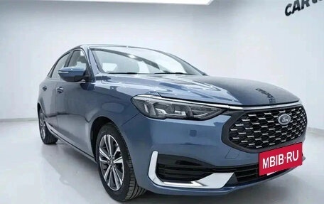 Ford Escort, 2022 год, 990 000 рублей, 3 фотография