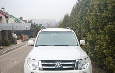 Mitsubishi Pajero IV, 2014 год, 2 800 000 рублей, 1 фотография
