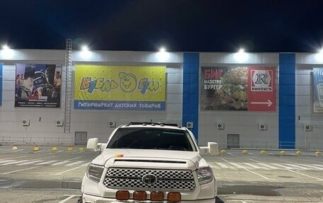 Toyota Tundra II, 2017 год, 6 300 000 рублей, 1 фотография