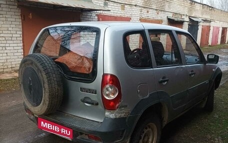 Chevrolet Niva I рестайлинг, 2012 год, 270 000 рублей, 2 фотография