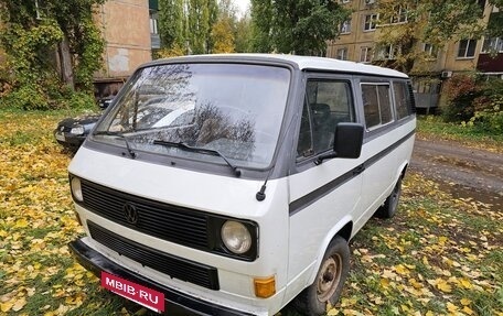 Volkswagen Caravelle T3, 1986 год, 160 000 рублей, 2 фотография