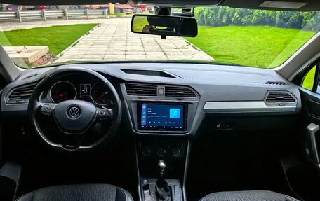 Volkswagen Tiguan II, 2022 год, 1 530 000 рублей, 8 фотография