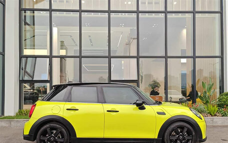 MINI Hatch, 2022 год, 3 040 000 рублей, 8 фотография