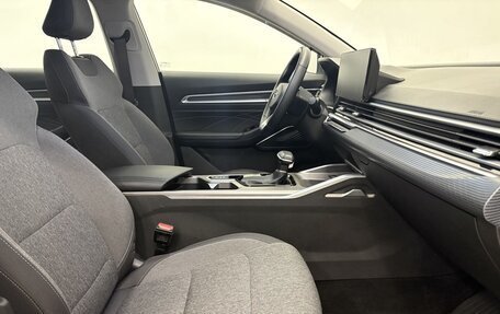 Geely Emgrand, 2023 год, 1 699 000 рублей, 11 фотография