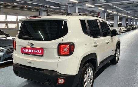 Jeep Renegade I рестайлинг, 2022 год, 1 815 000 рублей, 5 фотография