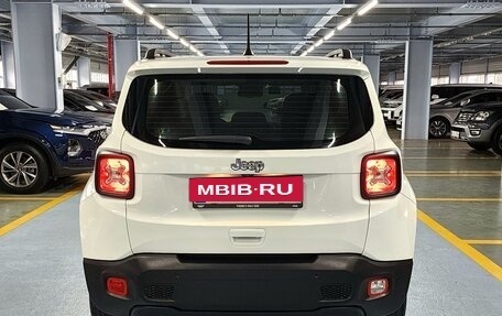 Jeep Renegade I рестайлинг, 2022 год, 1 815 000 рублей, 6 фотография