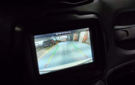 Jeep Renegade I рестайлинг, 2022 год, 1 815 000 рублей, 12 фотография