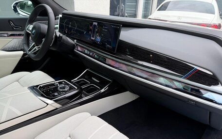 BMW 7 серия, 2025 год, 12 300 000 рублей, 4 фотография