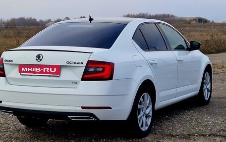 Skoda Octavia, 2018 год, 2 000 000 рублей, 3 фотография