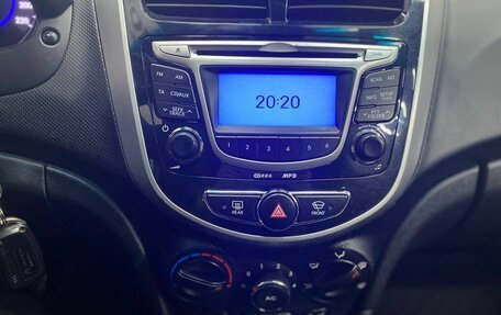 Hyundai Solaris II рестайлинг, 2013 год, 795 000 рублей, 13 фотография