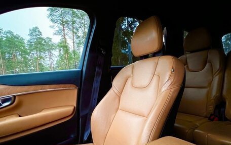 Volvo XC90 II рестайлинг, 2017 год, 3 800 000 рублей, 15 фотография