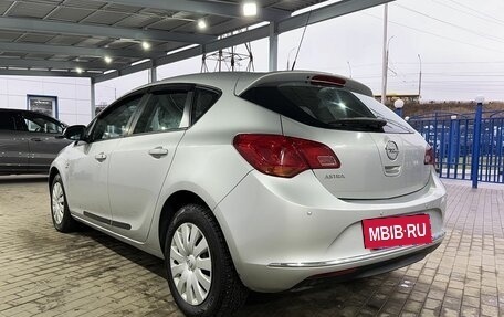 Opel Astra J, 2014 год, 799 000 рублей, 3 фотография
