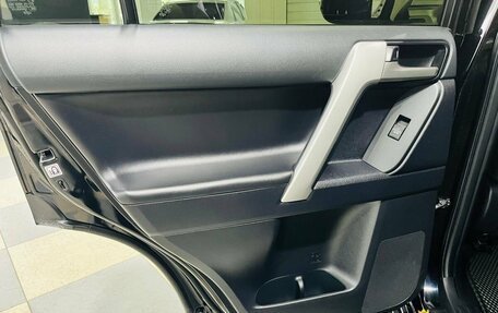 Toyota Land Cruiser Prado 150 рестайлинг 2, 2020 год, 5 989 000 рублей, 17 фотография