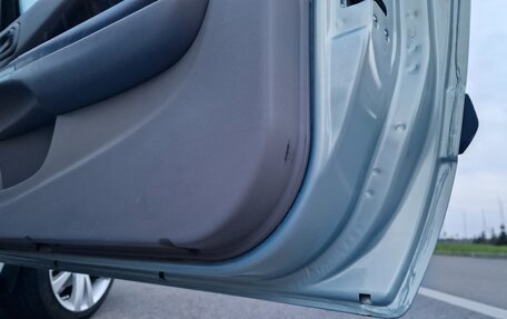 Nissan Almera, 2001 год, 380 000 рублей, 13 фотография