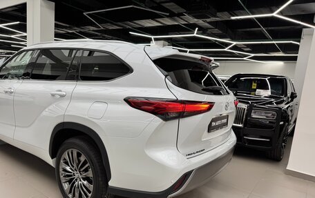 Toyota Highlander, 2025 год, 5 999 000 рублей, 14 фотография