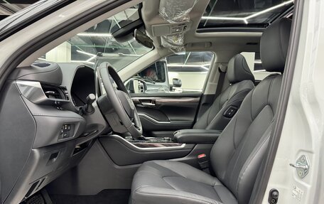 Toyota Highlander, 2025 год, 5 999 000 рублей, 18 фотография