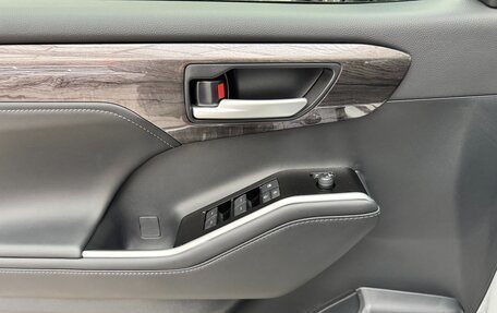 Toyota Highlander, 2025 год, 5 999 000 рублей, 19 фотография