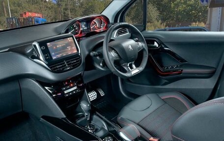 Peugeot 2008 II, 2017 год, 1 190 000 рублей, 9 фотография