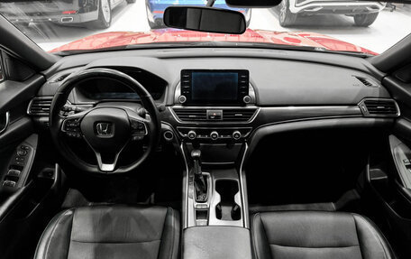 Honda Accord IX рестайлинг, 2018 год, 1 680 000 рублей, 18 фотография