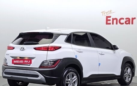 Hyundai Kona I, 2022 год, 1 741 000 рублей, 2 фотография