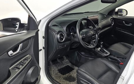 Hyundai Kona I, 2022 год, 1 741 000 рублей, 4 фотография