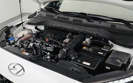 Hyundai Kona I, 2022 год, 1 741 000 рублей, 10 фотография