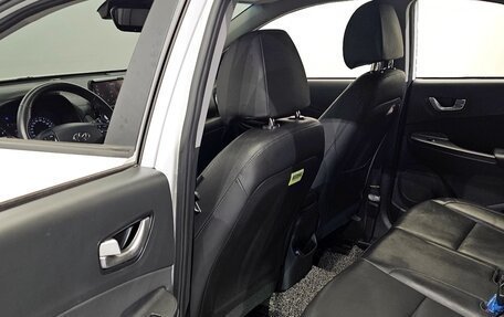 Hyundai Kona I, 2022 год, 1 741 000 рублей, 7 фотография