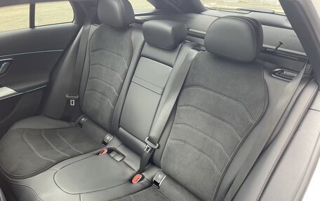 Mercedes-Benz E-Класс, 2024 год, 7 100 000 рублей, 14 фотография